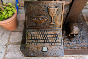 New Timothy Schmalz Statue in Assisi - OSV News