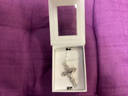 Necklace Siver Crucifix