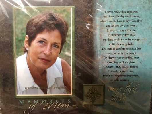 Memories of Mom - Memorial photo mat